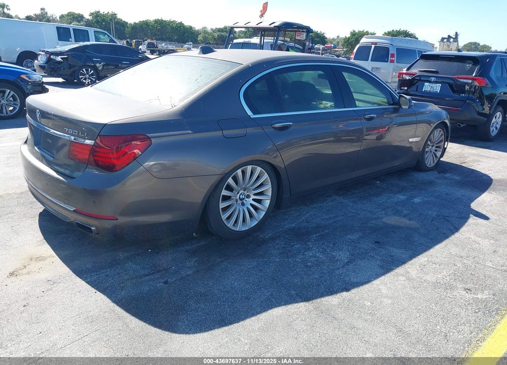2013 BMW 750LI VIN: WBAYE8C55DD131723
