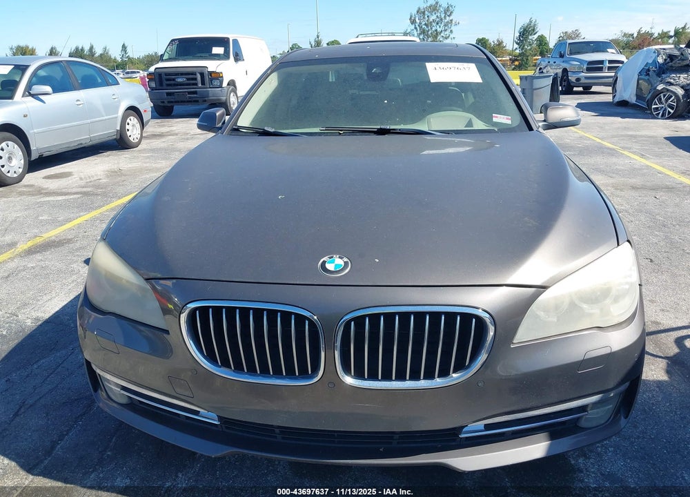 2013 BMW 750LI VIN: WBAYE8C55DD131723