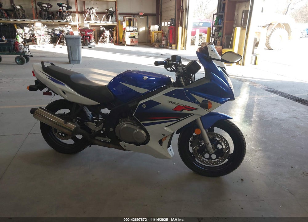 2009 SUZUKI GS500 VIN: VTTGM51A392100843