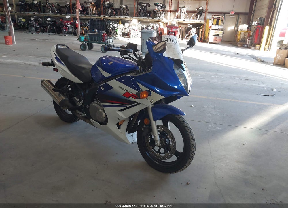 2009 SUZUKI GS500 VIN: VTTGM51A392100843