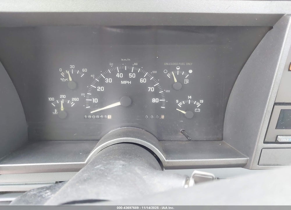 1992 CHEVROLET GMT-400 C2500 VIN: 1GCGC24Z0NE163347