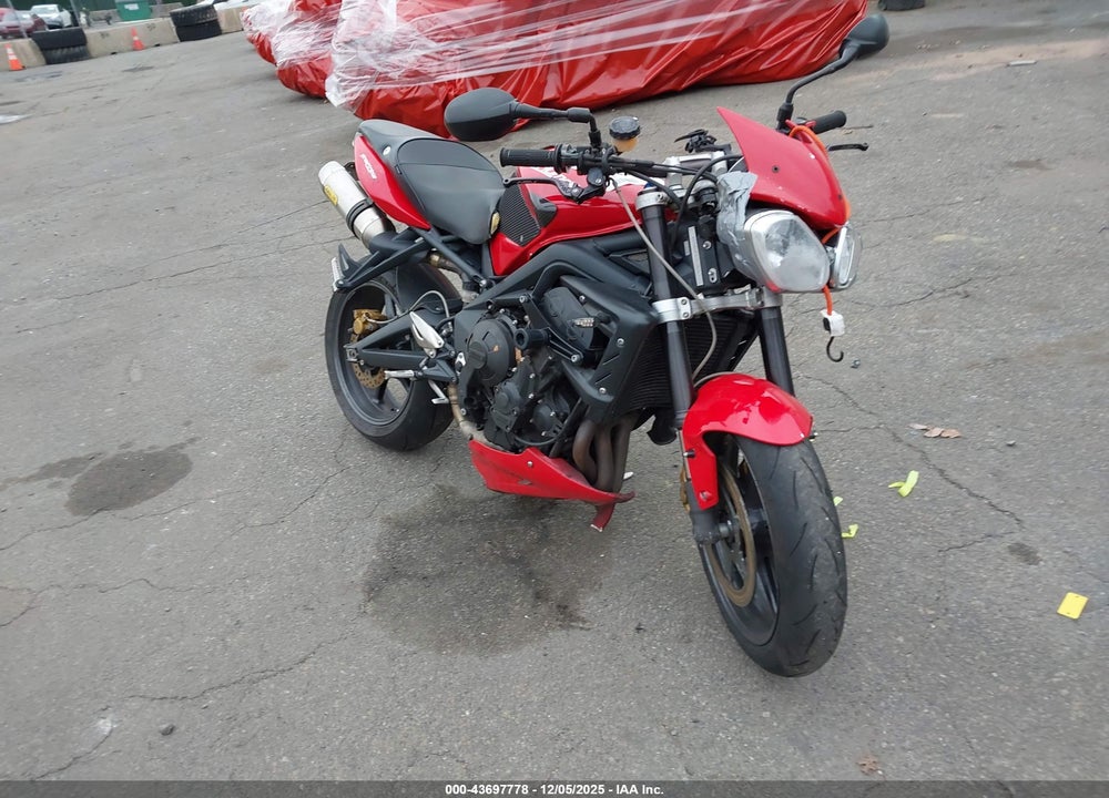 2012 TRIUMPH MOTORCYCLE STREET TRIPLE R VIN: SMTD02NE4CT513967