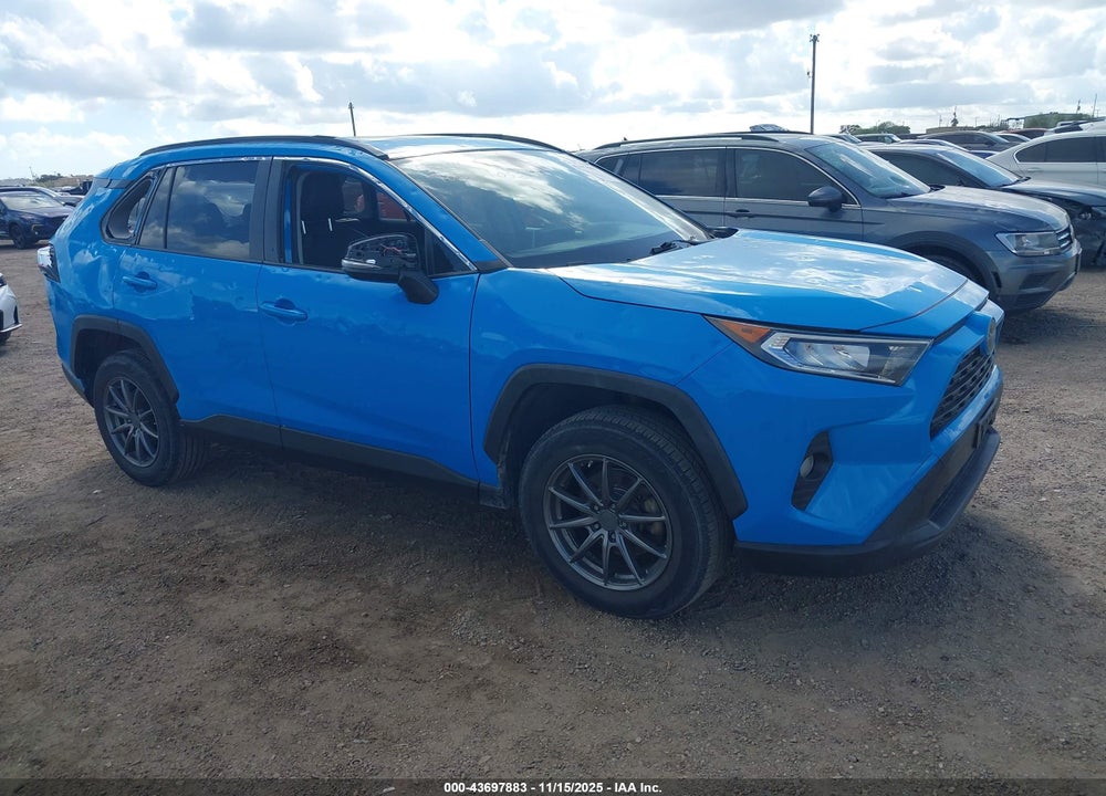 2019 TOYOTA RAV4 XLE PREMIUM VIN: JTMC1RFV5KD006423