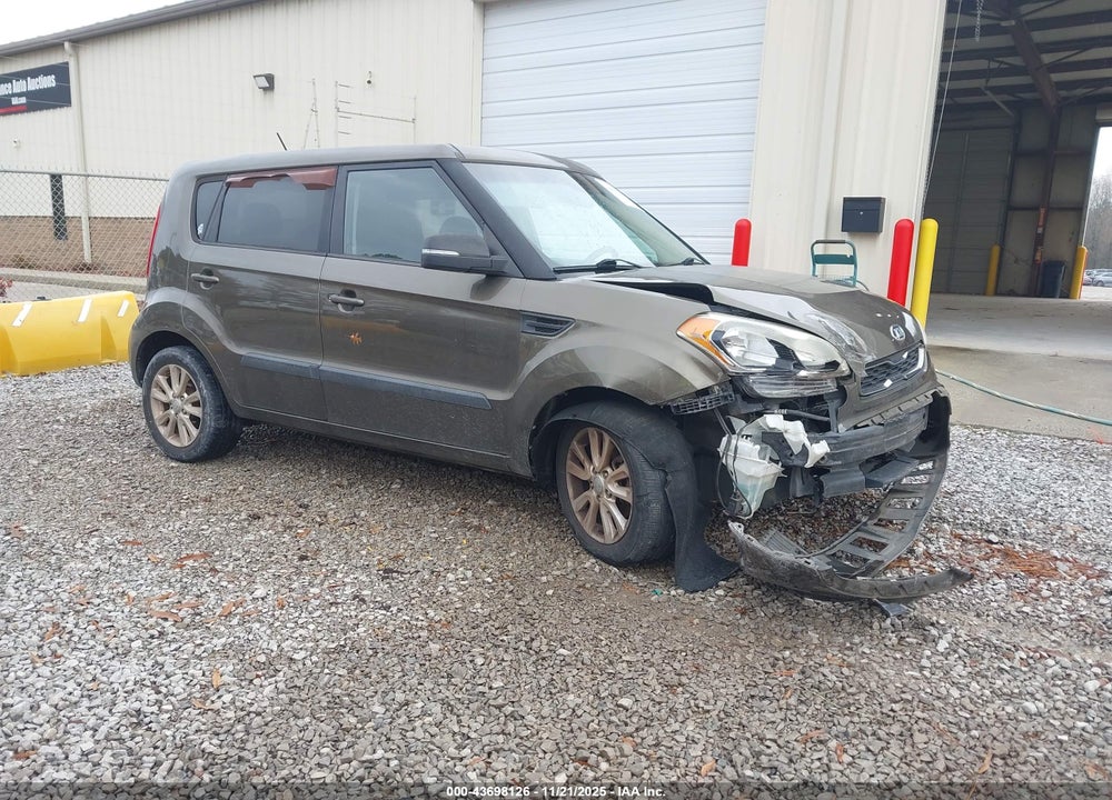 2013 KIA SOUL + VIN: KNDJT2A63D7545780