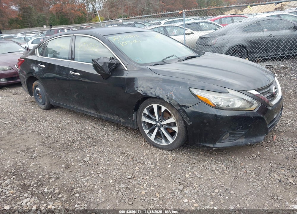 2017 NISSAN ALTIMA 3.5 SR VIN: 1N4BL3AP4HC148696