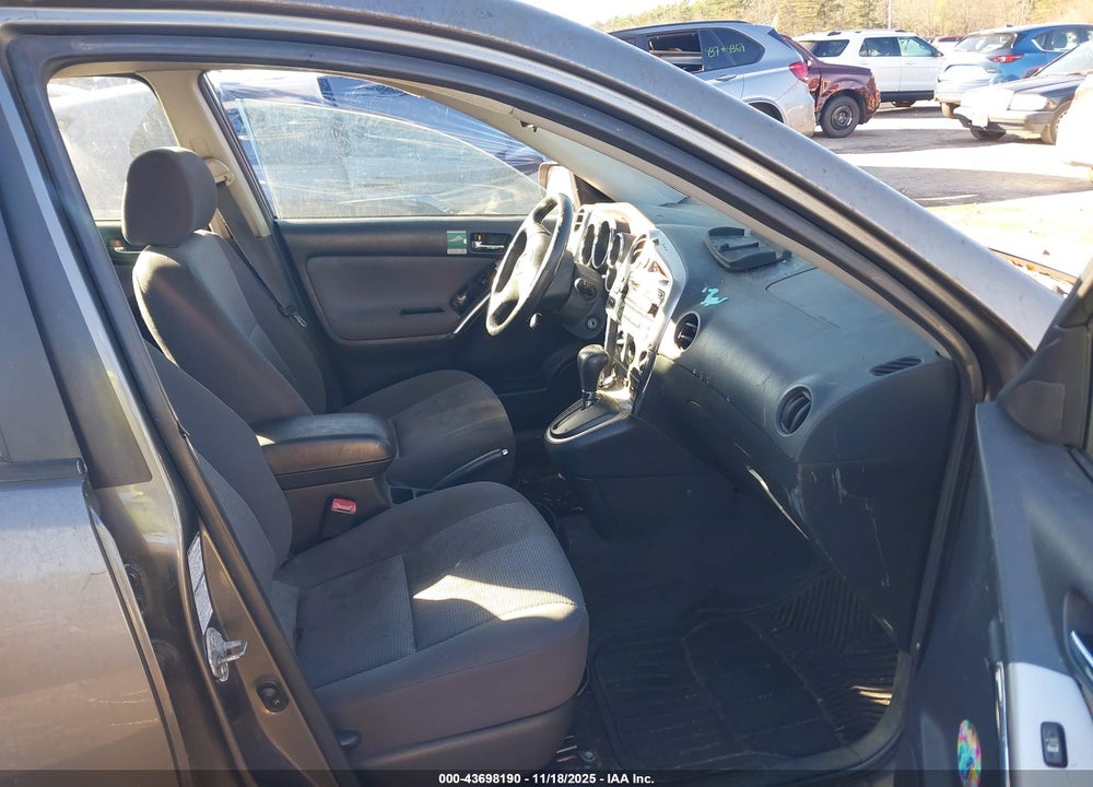 2005 TOYOTA MATRIX/XR VIN: 2T1LR32E35C482019