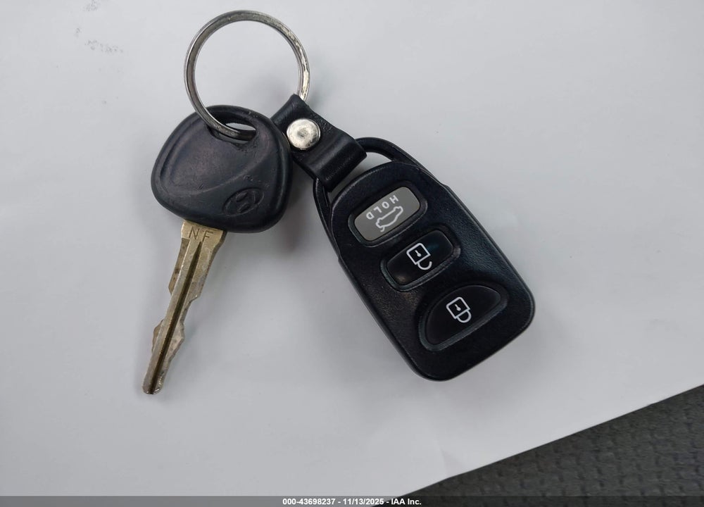 2009 HYUNDAI SONATA GLS VIN: 5NPET46C89H416206