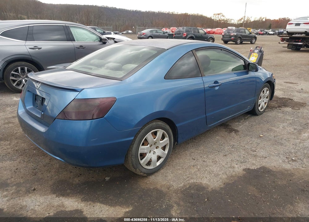 2007 HONDA CIVIC VIN: 2HGFG11647H582013