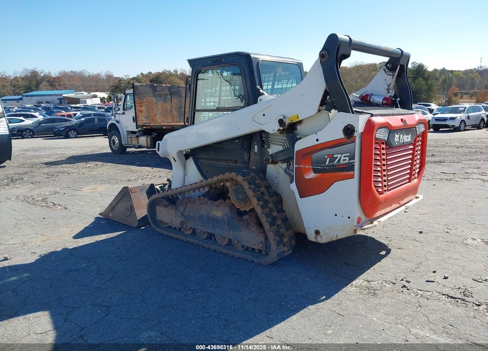 2024 BOBCAT T76 VIN: B4CE36107