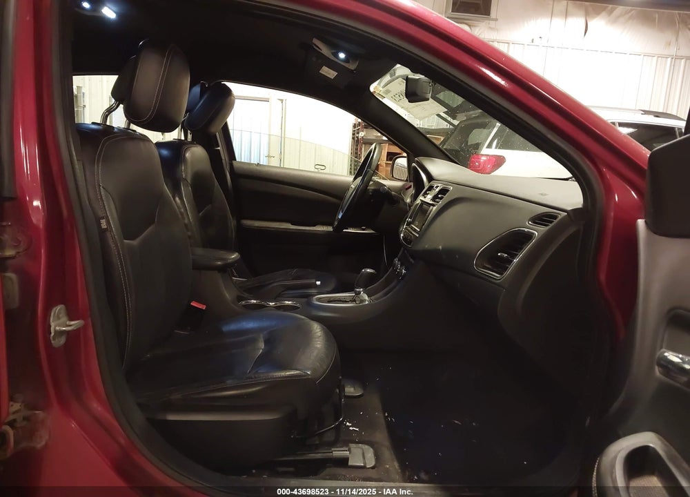 2012 CHRYSLER 200 LIMITED VIN: 1C3CCBCB9CN108318