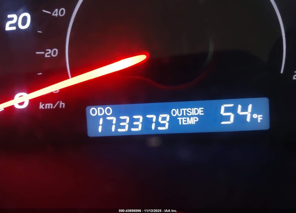 2011 TOYOTA CAMRY LE VIN: 4T1BF3EK9BU140929