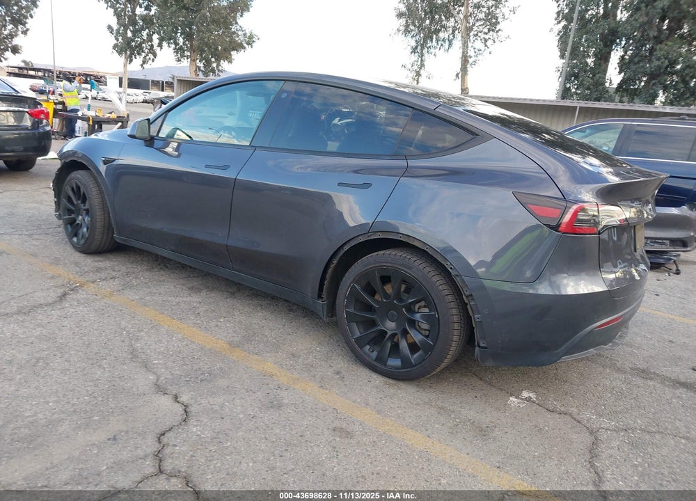 2021 TESLA MODEL Y LONG RANGE DUAL MOTOR ALL-WHEEL DRIVE VIN: 5YJYGAEE8MF192669