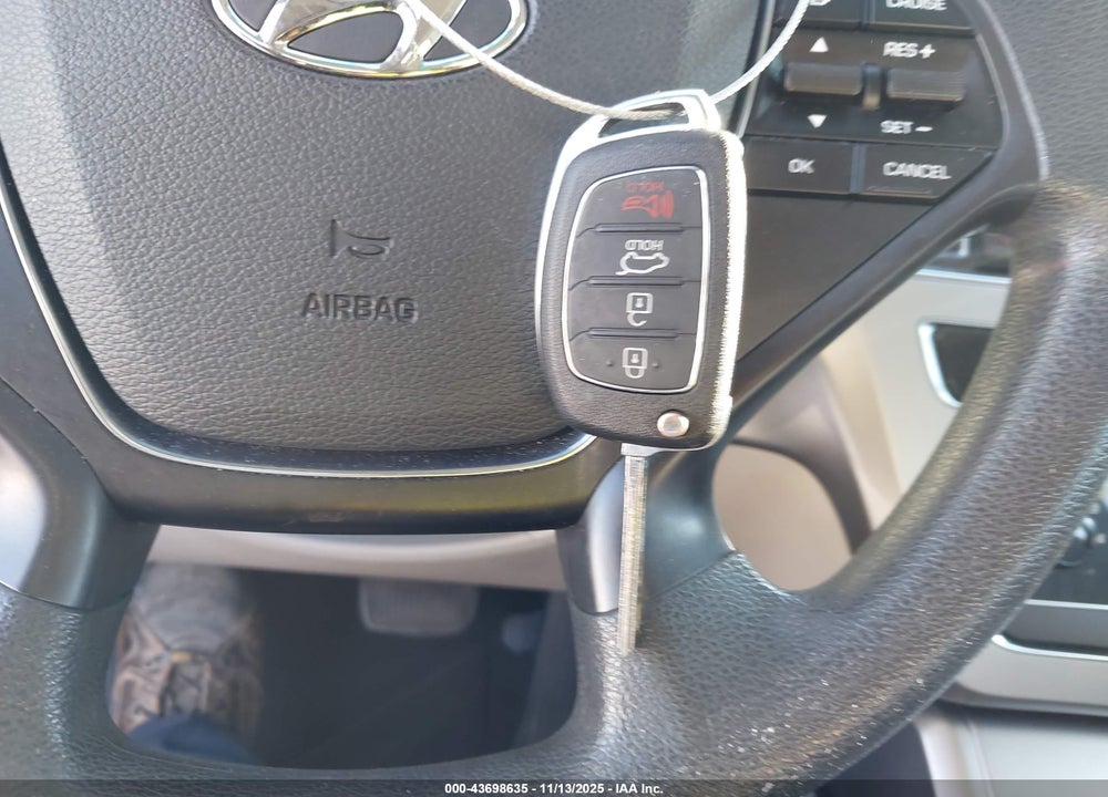 2016 HYUNDAI SONATA VIN: 5NPE24AFXGH418525