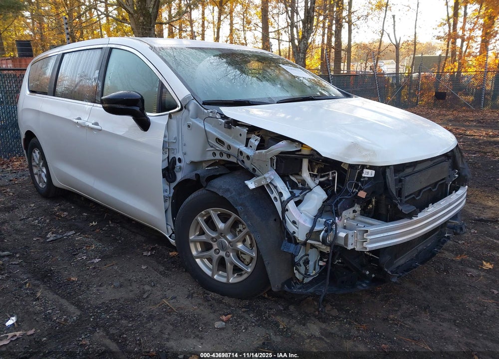 2025 CHRYSLER PACIFICA SELECT VIN: 2C4RC1BG7SR555910