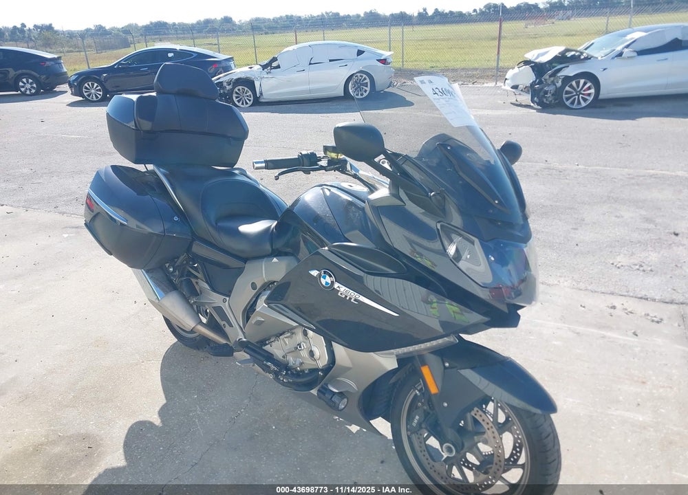 2013 BMW K1600 GTL VIN: WB1061209DZZ23769
