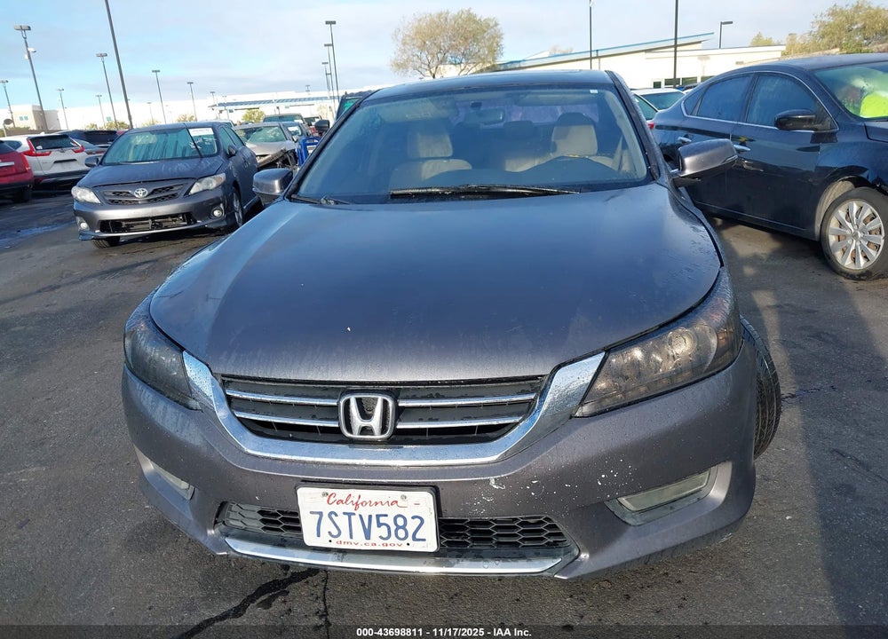 2013 HONDA ACCORD EX VIN: 1HGCR2F73DA218213