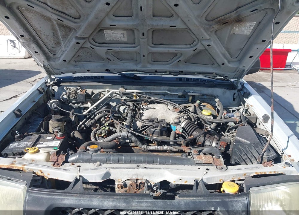 2000 NISSAN XTERRA SE/XE VIN: 5N1ED28Y5YC596163