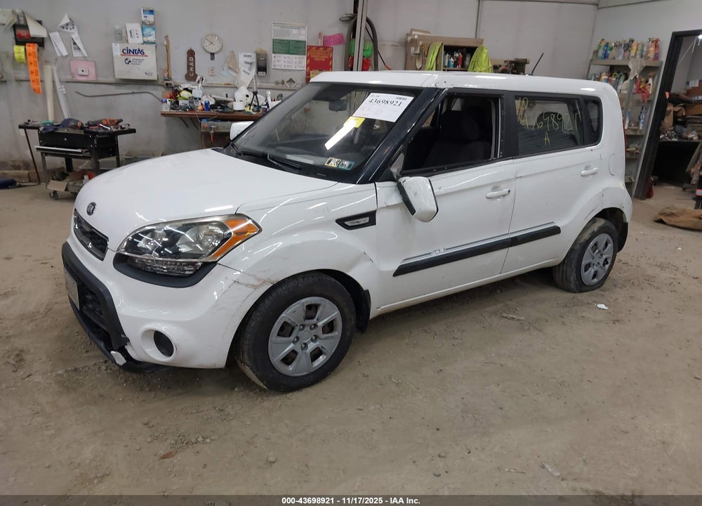 2013 KIA SOUL VIN: KNDJT2A53D7528744