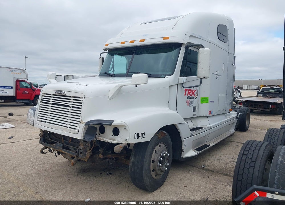 2000 FREIGHTLINER CONVENTIONAL FLC120 VIN: 1FUYSSEB0YLB23533