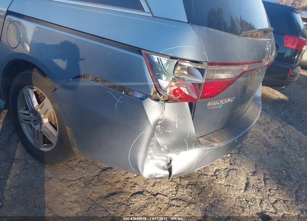 2011 HONDA ODYSSEY TOURING/TOURING ELITE VIN: 5FNRL5H94BB013434