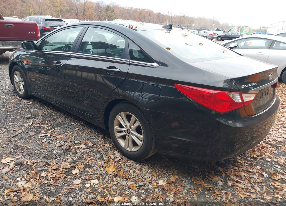 2013 HYUNDAI SONATA GLS VIN: 5NPEB4ACXDH553330