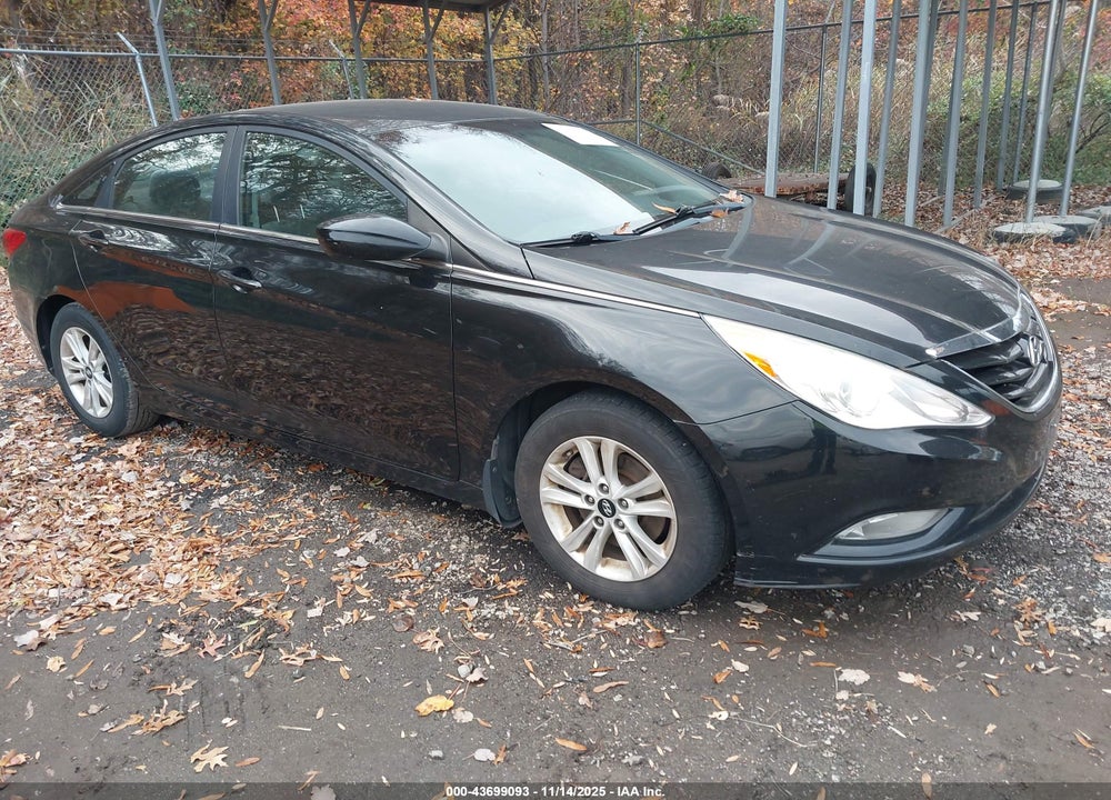 2013 HYUNDAI SONATA GLS VIN: 5NPEB4ACXDH553330