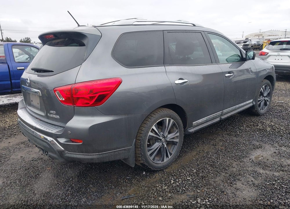 2017 NISSAN PATHFINDER VIN: 5N1DR2MM1HC610382