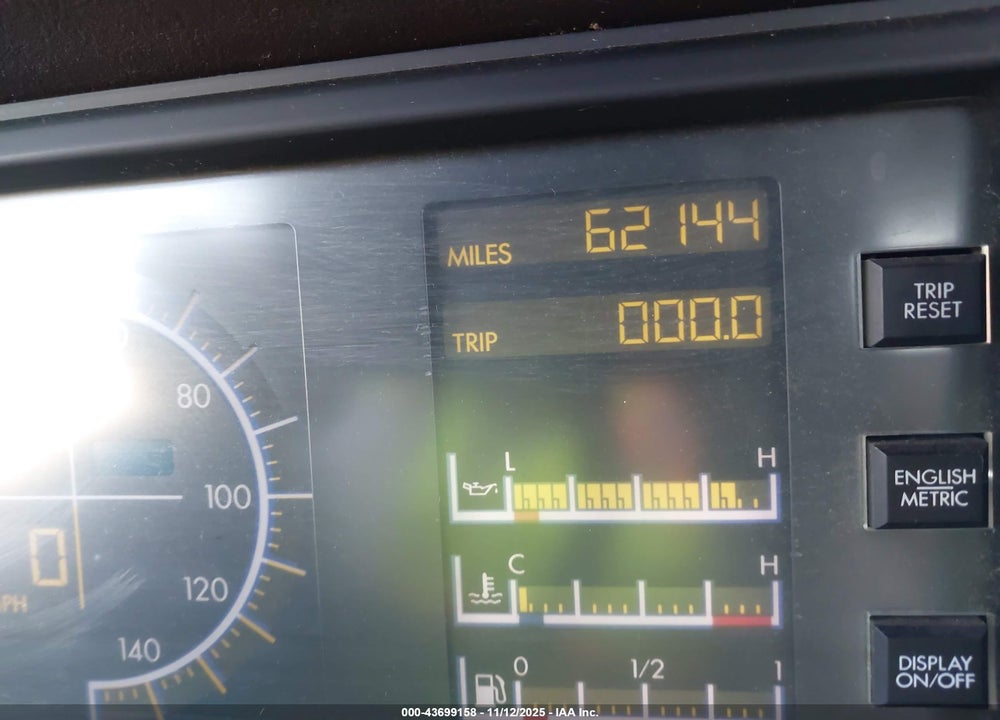1988 CADILLAC ALLANTE VIN: 1G6VR3173JU100664