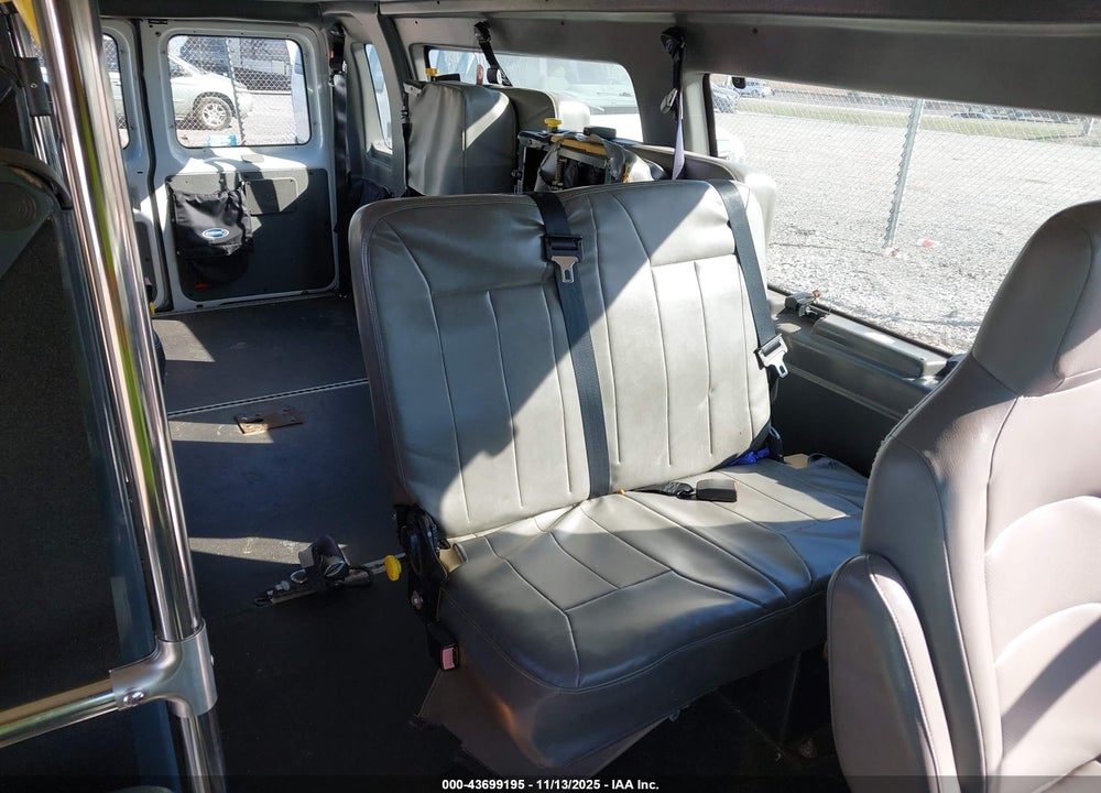 2011 FORD E-350 SUPER DUTY COMMERCIAL VIN: 1FTDS3EL3BDA98517