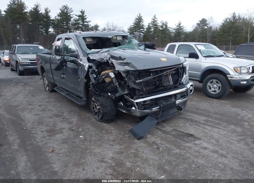 2022 FORD F-250 XLT VIN: 1FT7X2B6XNEF94405