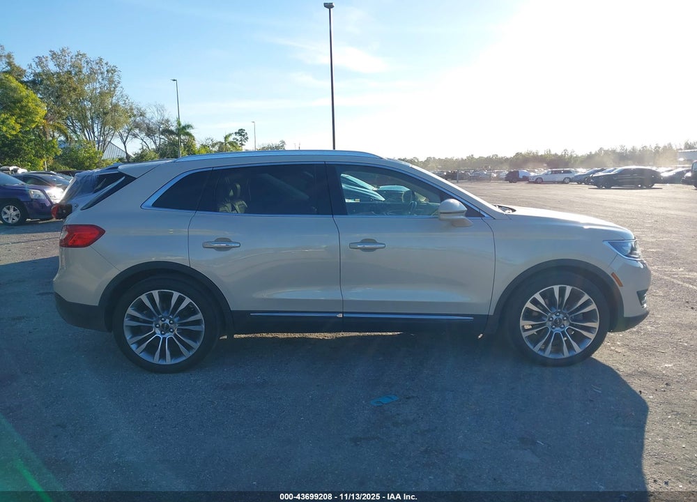 2016 LINCOLN MKX RESERVE VIN: 2LMTJ6LR1GBL62743