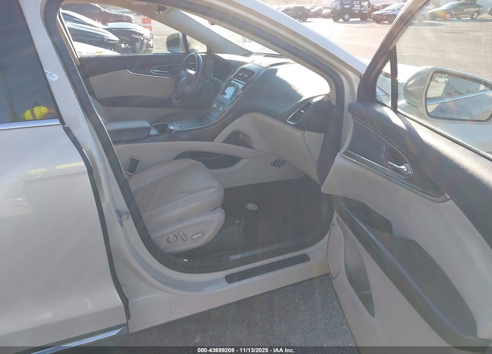 2016 LINCOLN MKX RESERVE VIN: 2LMTJ6LR1GBL62743