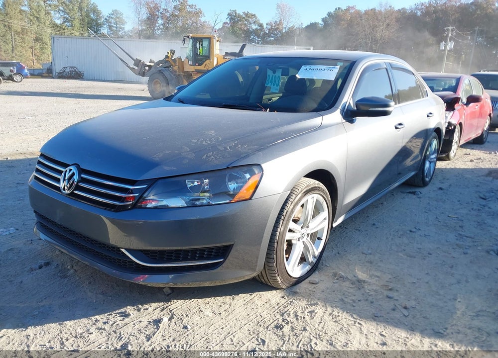 2014 VOLKSWAGEN PASSAT VIN: 1VWBT7A32EC077182