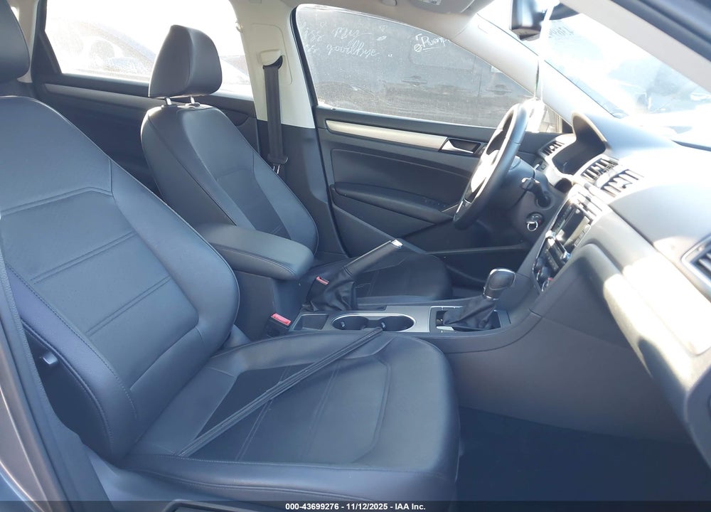 2014 VOLKSWAGEN PASSAT VIN: 1VWBT7A32EC077182