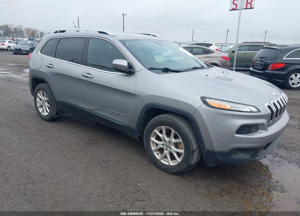 2015 JEEP CHEROKEE LATITUDE VIN: 1C4PJMCS0FW749614