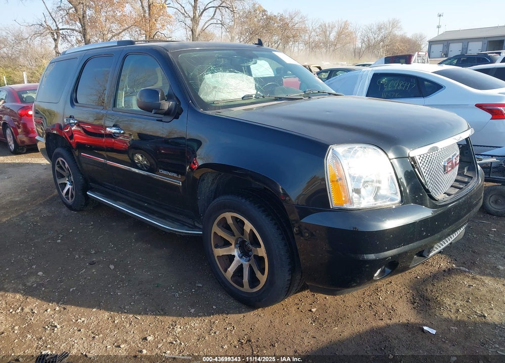 2013 GMC YUKON DENALI VIN: 1GKS2EEF9DR364968