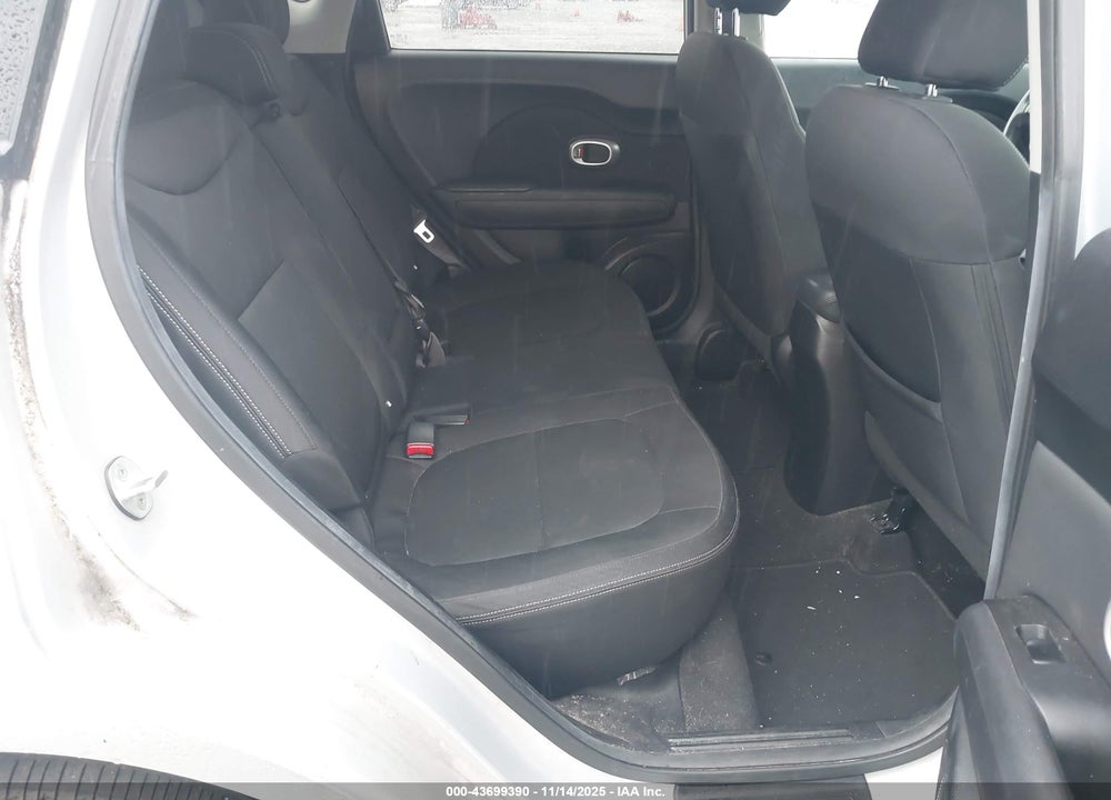 2014 KIA SOUL VIN: KNDJN2A23E7735149