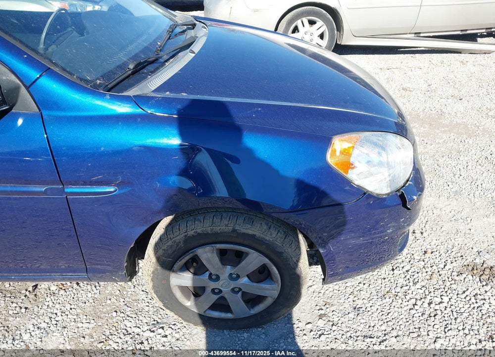 2008 HYUNDAI ACCENT GLS VIN: KMHCN46C68U250298