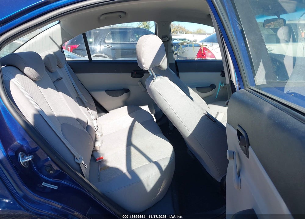 2008 HYUNDAI ACCENT GLS VIN: KMHCN46C68U250298
