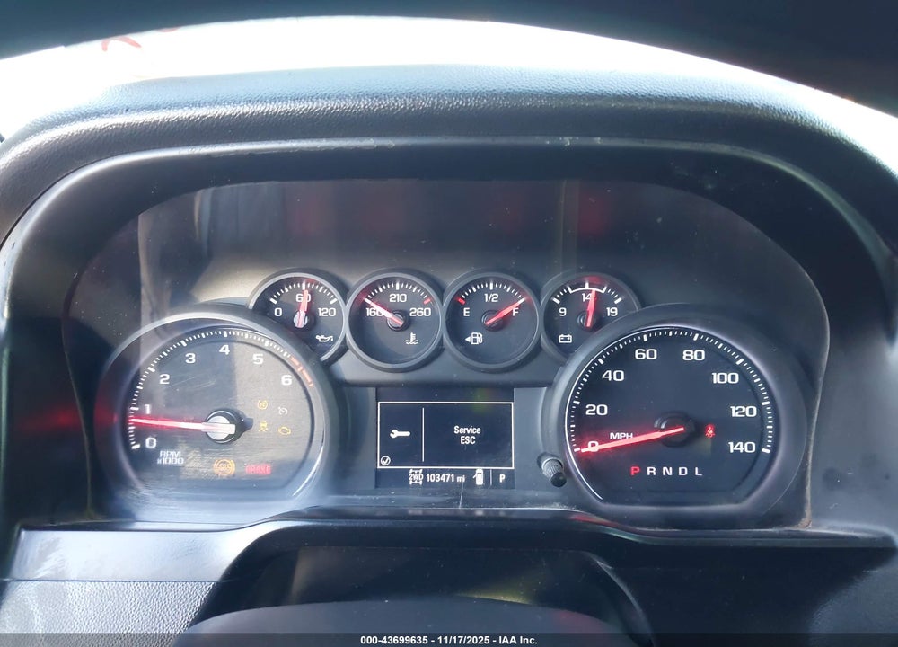 2021 GMC SIERRA 1500 4WD  SHORT BOX VIN: 3GTU9AEF1MG253307
