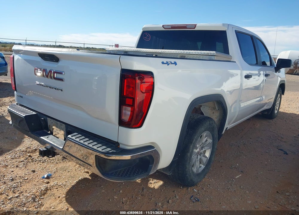 2021 GMC SIERRA 1500 4WD  SHORT BOX VIN: 3GTU9AEF1MG253307