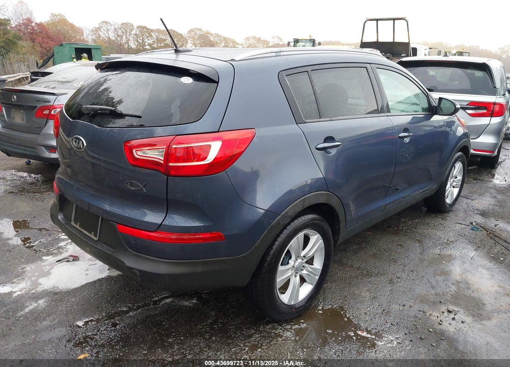 2011 KIA SPORTAGE LX VIN: KNDPB3A20B7029275