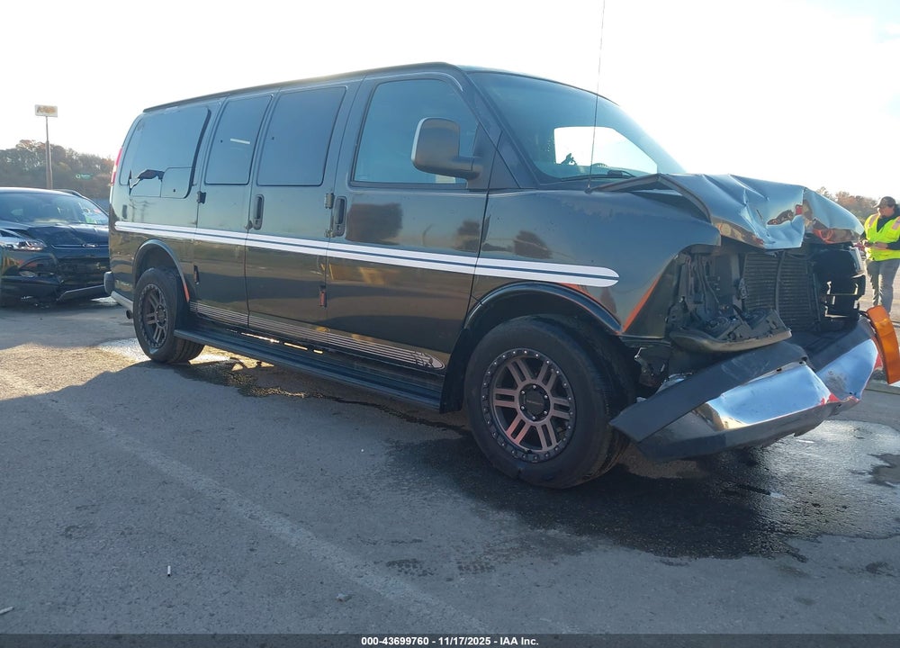 2003 GMC SAVANA UPFITTER VIN: 1GDFH15T231230497