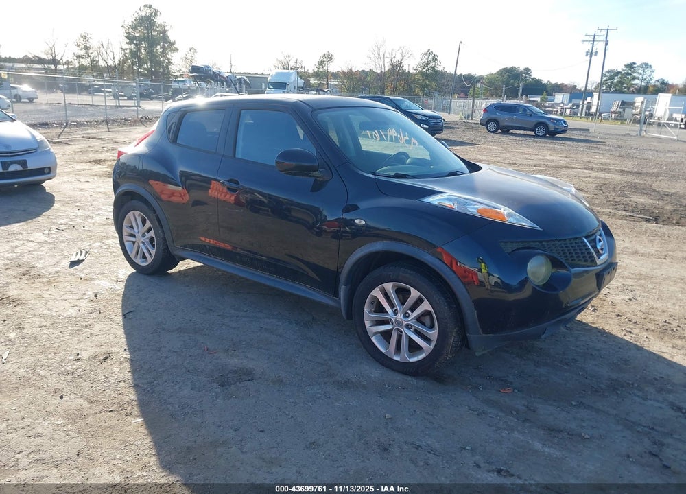 2011 NISSAN JUKE SV VIN: JN8AF5MV8BT015115