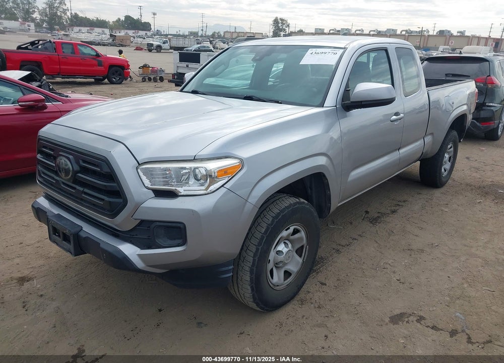 2018 TOYOTA TACOMA SR VIN: 5TFRX5GN0JX124361