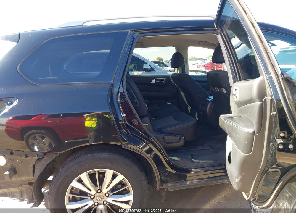 2019 NISSAN PATHFINDER S VIN: 5N1DR2MN6KC628909