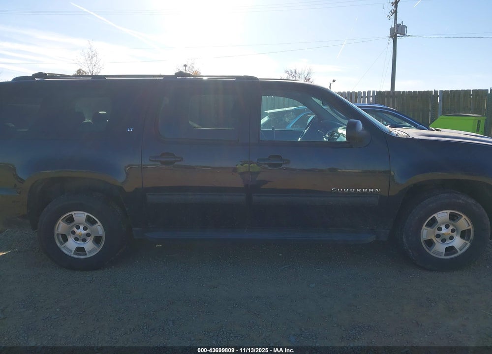 2013 CHEVROLET SUBURBAN 1500 LT VIN: 1GNSKJE78DR173059