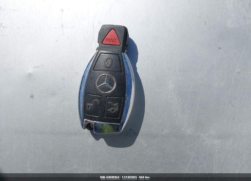 2013 MERCEDES-BENZ C 250 SPORT VIN: WDDGF4HB0DR298700