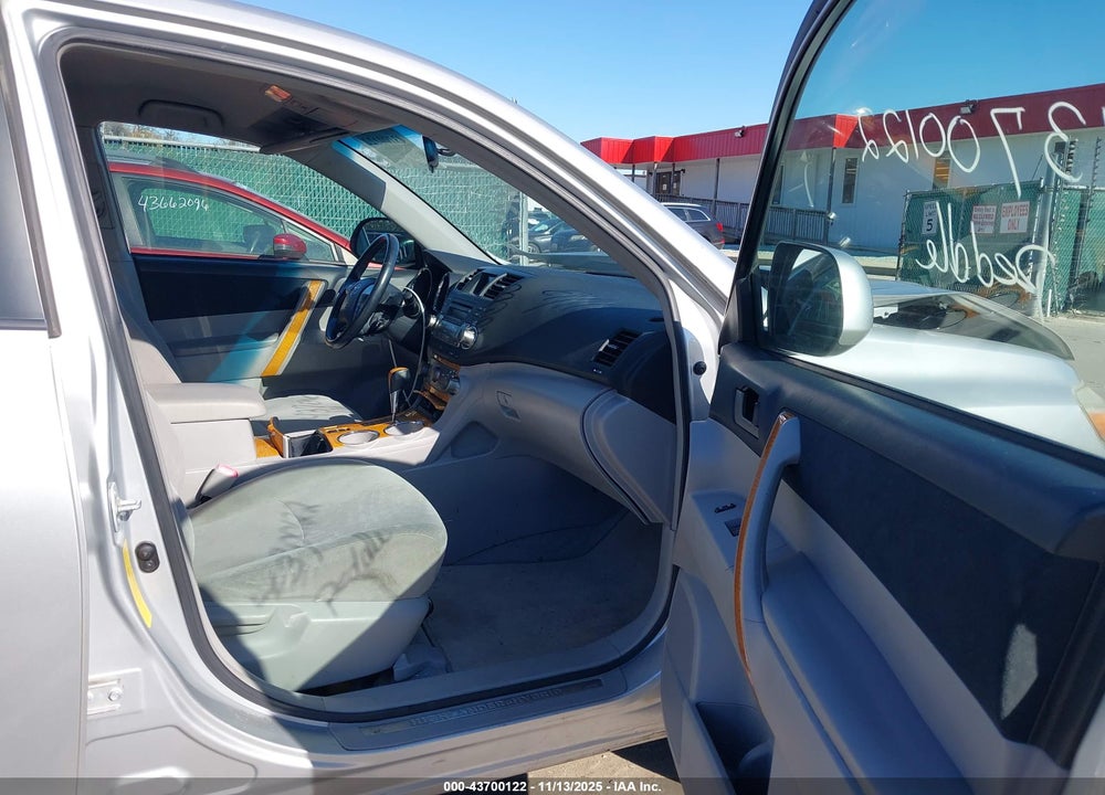 2009 TOYOTA HIGHLANDER HYBRID VIN: JTEEW41A592031552