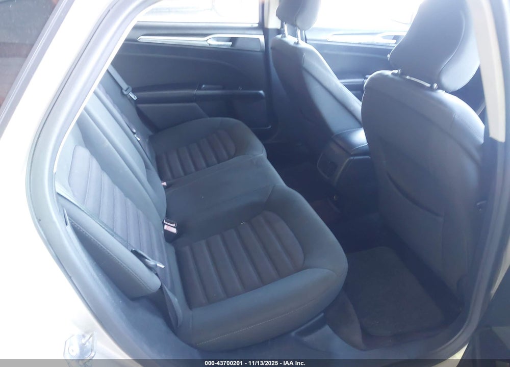 2017 FORD FUSION SE VIN: 3FA6P0H72HR151351